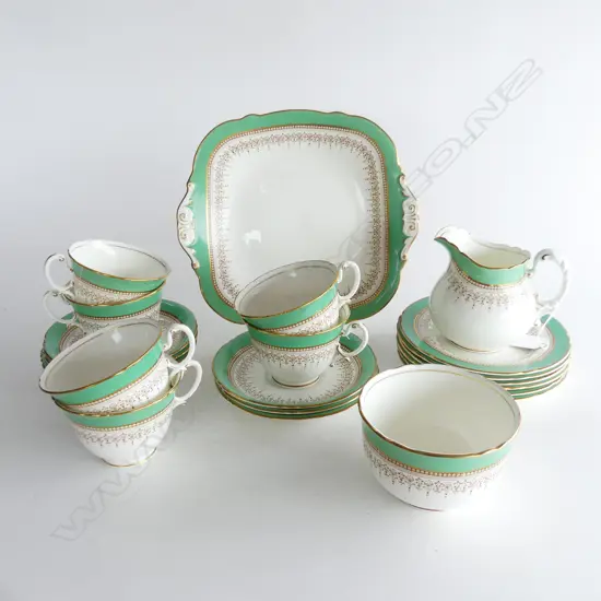 21 PCE ROYAL WORCESTER 'REGENCY' TEA SET RETAILED BY JOHN BATES FOR NZ CENTENNIAL EXHIB. 1940; 6 TRIOS ETC
