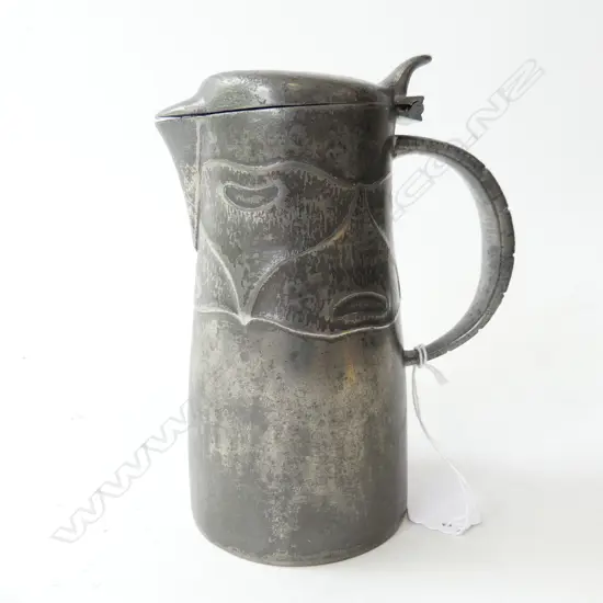TUDRIC PEWTER ARTS & CRAFTS LIDDED JUG H.145MM