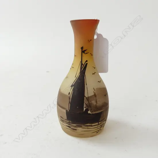 ANTIQUE GLASS VASE SIGNED PIERRE JOST FOR VERRERIE DOLHAIN GLASS BELGIUM C.1918-1930 WITH HAND PAINTED BOATS L.92MM