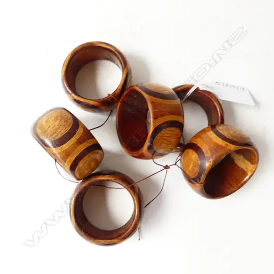 SET OF 6 NATIVE NZ TIMBERS INLAID NAPKIN RINGS