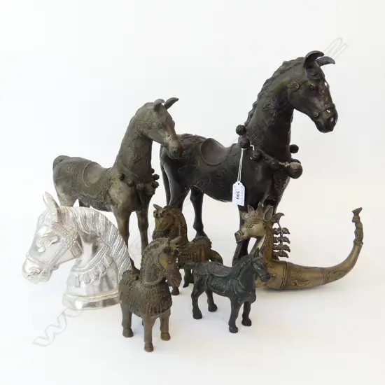 7 ASST. METAL HORSES H.350mm