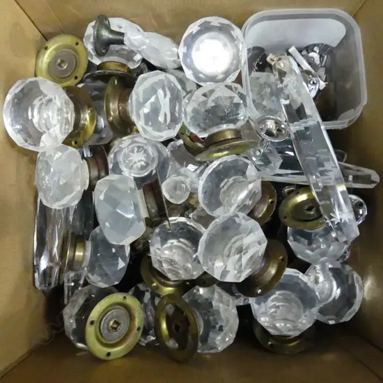 BOX ASST. CRYSTAL DOOR HARDWARE ETC