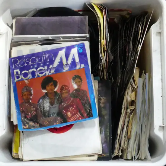 BOX LOT RECORDS, ASSTD 45s 