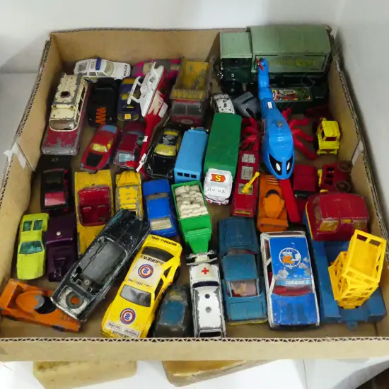 BOX ASST. CORGI CARS