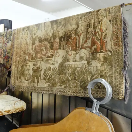 HANGING BELGIUM MACHINED TAPESTRY W 1820 MM FADED