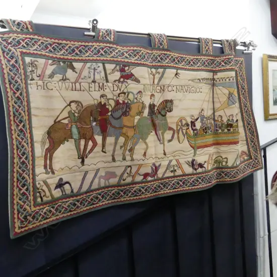  WALL HANGING IN THE MANNER OF THE BAYEAUX TAPESTRY. 760x1240mm