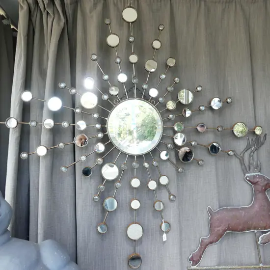 LG STARBURST MIRROR 1480mm dia