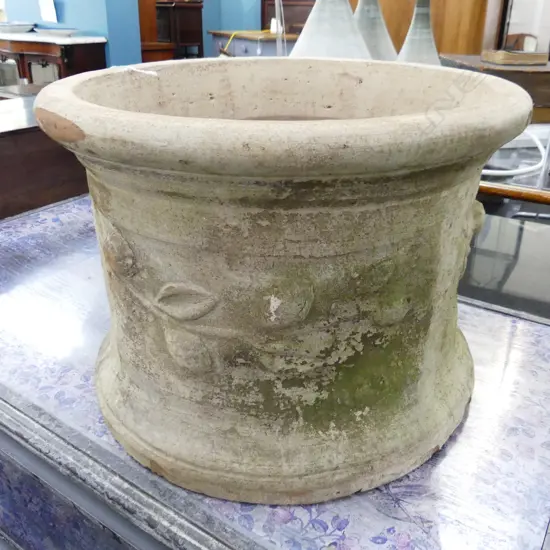 CONCRETE GARDEN PLANTER 415mm dia