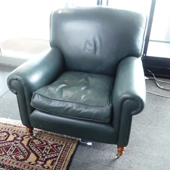 GREEN LEATHER CLUB CHAIR 900x900x850mm