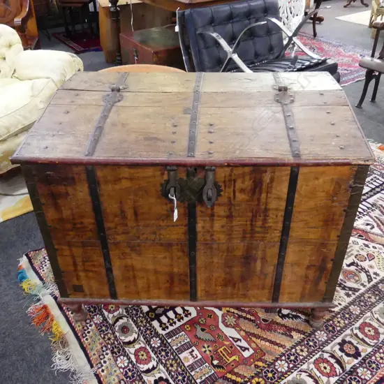 LARGE ASIAN HARDWOOD TRUNK UPPER LID & CAST IRON FITTINGS. 980x640x810mm
