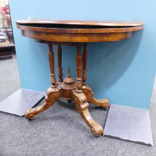 VICT WALNUT HALF ROUND GAMES TABLE H700 W880MM