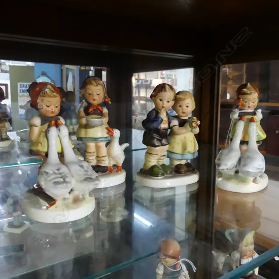 4 HUMMEL FIGURES H120MM