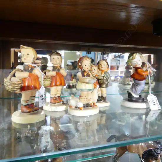 4 HUMMEL FIGURES & 1 OTHER H120MM