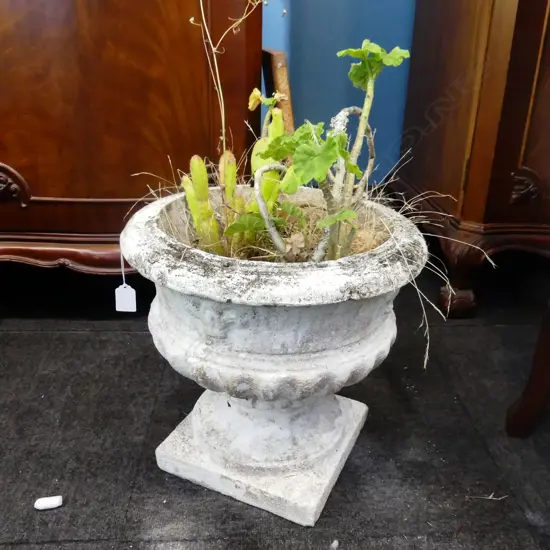PR CONCRETE GARDEN URN PLANTERS H.350mm