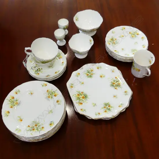 HAMMERSLY CHINA PART SERVICE SOME FAULTS