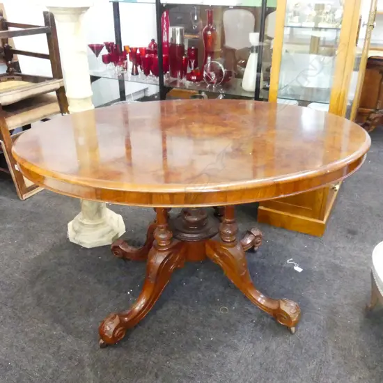 VICT WALNUT LOO TABLE DIA 1200MM H720MM