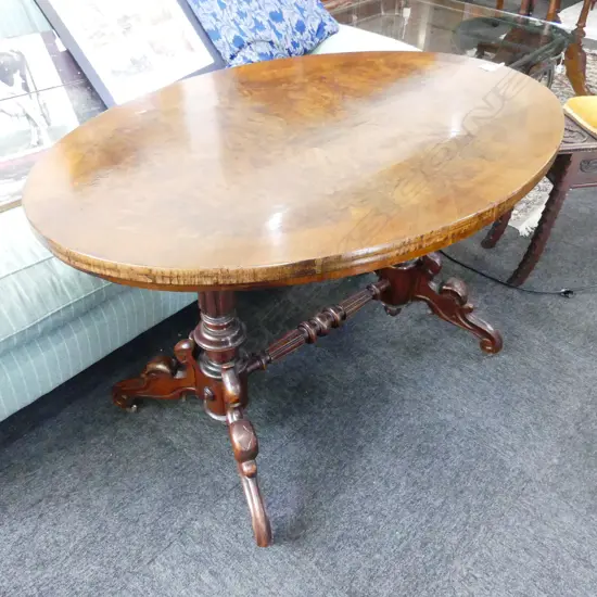 VICTORIAN OVAL OCCASIONAL TABLE 1160x800x740mm