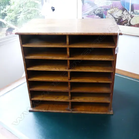 VINTAGE OAK LETTER RACK 525x305x510mm