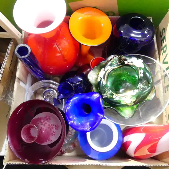 BOX ASST. ART GLASS VASES ETC