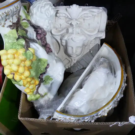 BOX LOT 2 ITALIAN WALL ORNS FAULTS