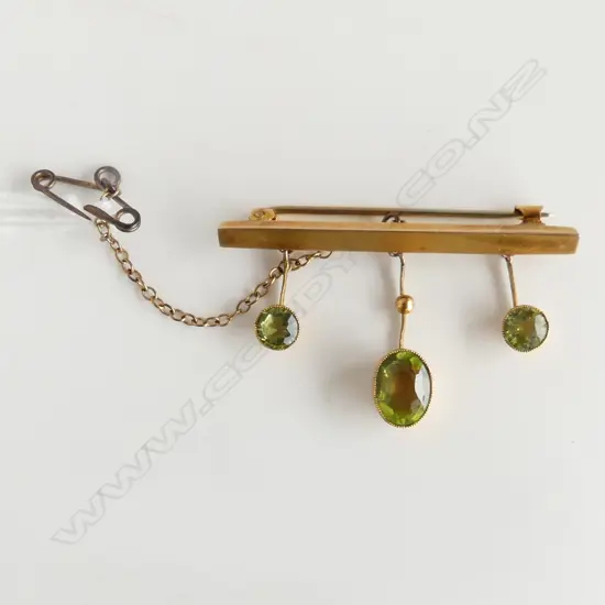 EDWARDIAN 9ct GOLD & PERIDOT  COLOUR ? BROOCH triple drop 2.46gms