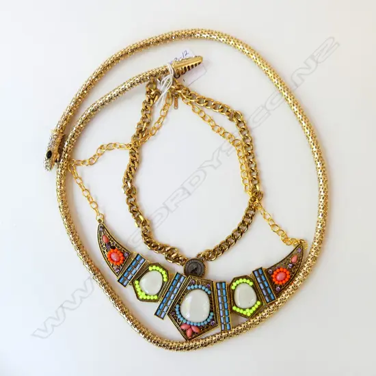 3 NECKLACES, 1 GOLD COLOUR CURB LINK CHAIN, 1 SNAKE CHAIN w DIAMANTE HEAD & TAIL, 1 MOSAIC