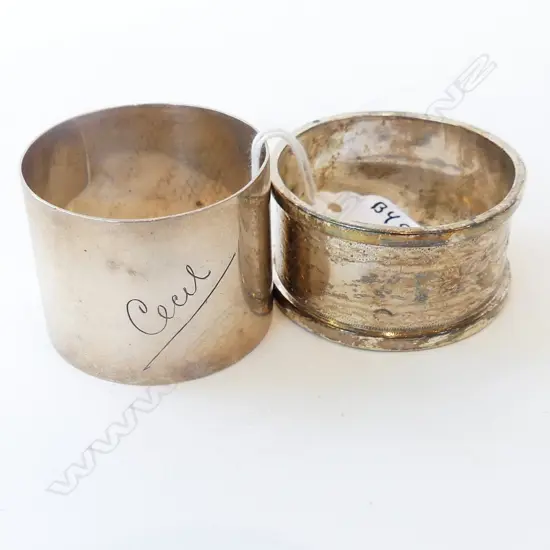 2 S/SILVER NAPKIN RINGS  70GRMS