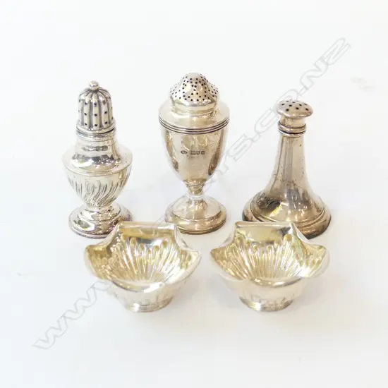 3 STG SILVER CONDIMENTS, WEIGHTED H.75mm + PR SALTS, LONDON 1887 50mm dia