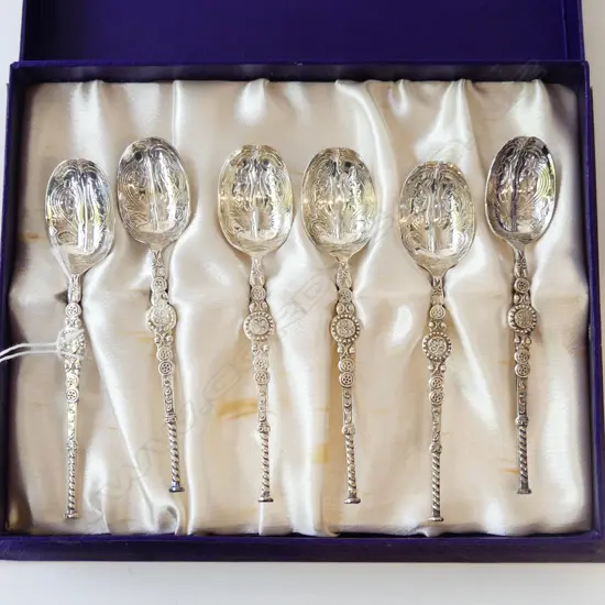 SET OF 6 SILVER PLATED ANOINTING SPOONS IN BOX KIRKCALDIE & STAINS L.115MM