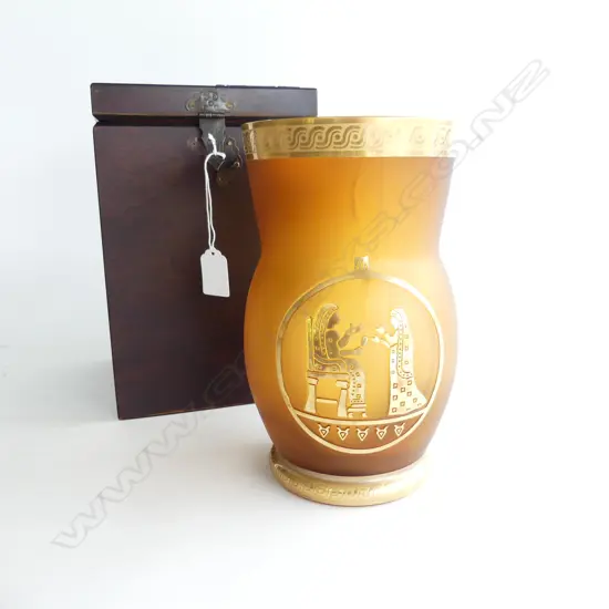 'PASABAHCE' GLASS VASE, MADE IN IRAQ H.210mm, BOXED