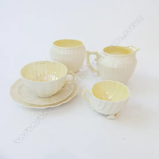 2 BELLECK C/S & BELLECK CREAM SUGAR