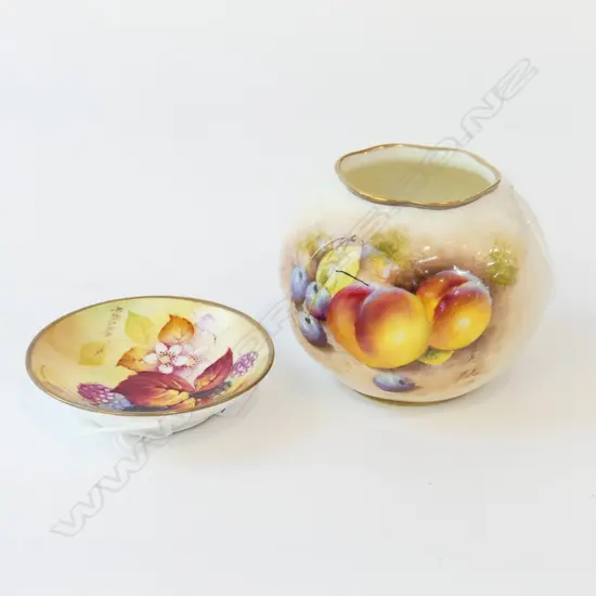 SMALL R/WORCESTER VASE HAND PAINTED FRUIT BY ROLANDS H70MM & MINITURE  DISH DIA70MM SIGNED K BLAKA