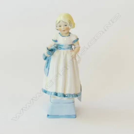 R/WORCESTER FIGURE MONDAYS CHILD H170MM