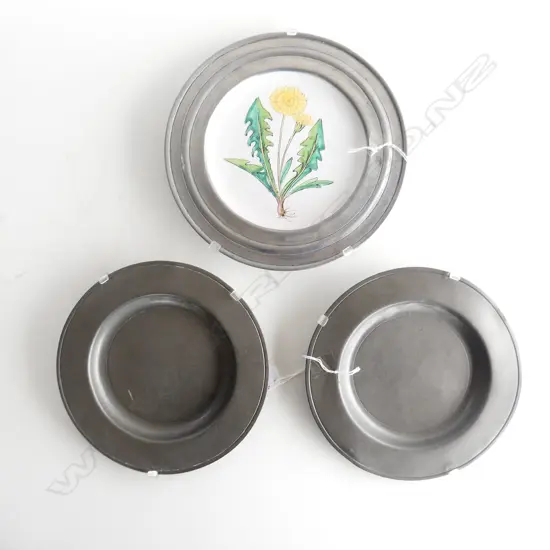 PR PEWTER PLATES LONDON TOUCH MARKS DIA200MM & PEWTER PLATE CHINA CENTER