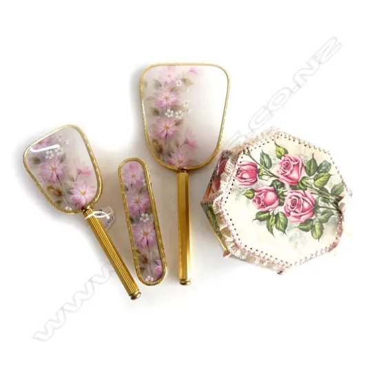 VINTAGE 3 PC DRESSING TABLE SET & ROSE CRAFT BASKET
