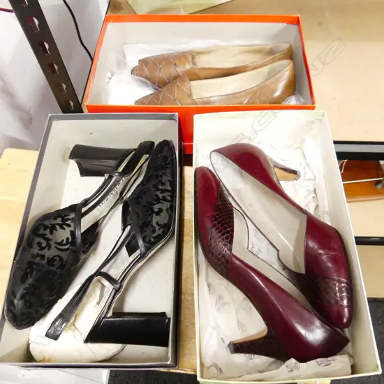 3 PRS ITALIAN WOMANS SHOES, BOXED - 371/2, 38, 381/2