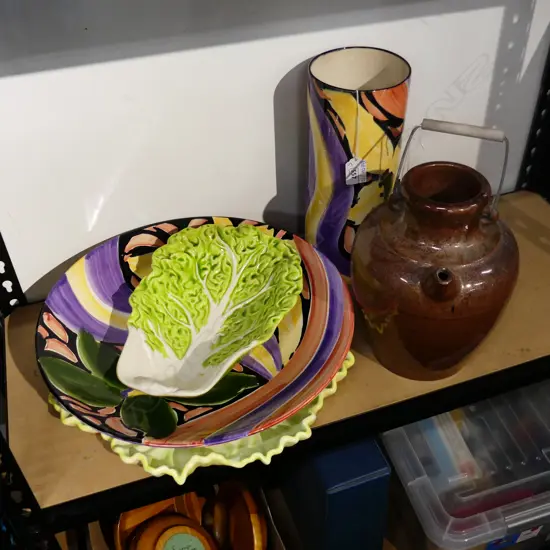 5 PCES CERAMICS; BROWN JUG H.235mm, PETRA CERAMICS VASE & BOWL 350mm dia, 2 CABBAGE LEAF DISHES