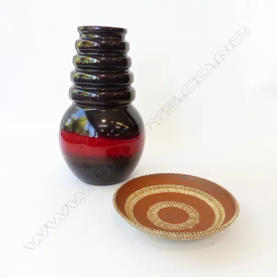 2 PCES WEST GERMAN POTTERY; LG VASE H.400mm & BOWL 260mm dia