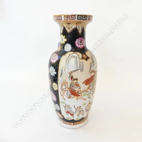 CHINESE VASE H.370mm
