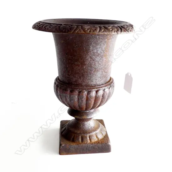 CAST IRON GARDEN URN H.235mm