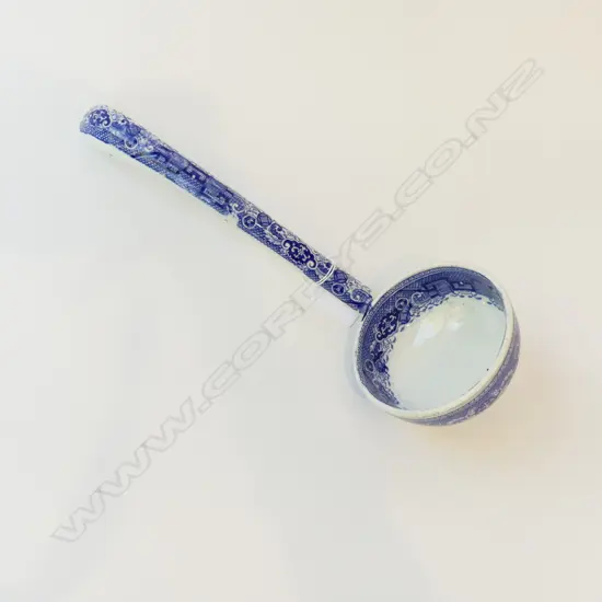 VICTORIAN BLUE WHITE SOUP LADLE L.30CM