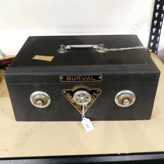 'BURVAL' SAFE BOX w. KEY (L.11.5 R.7) 365x255x155mm