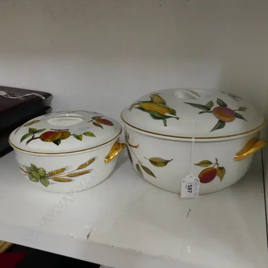2 ROYAL WORCESTER EVESHAM LIDDED TUREENS 220, 170mm dia