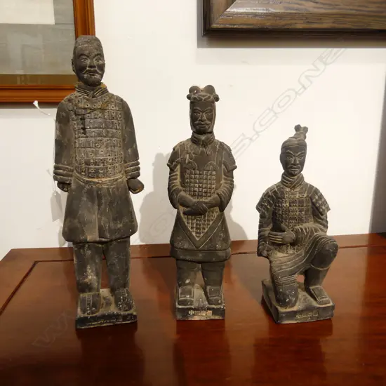 3 CHINESE TERRACOTTA BURIED WARRIORS H.330mm