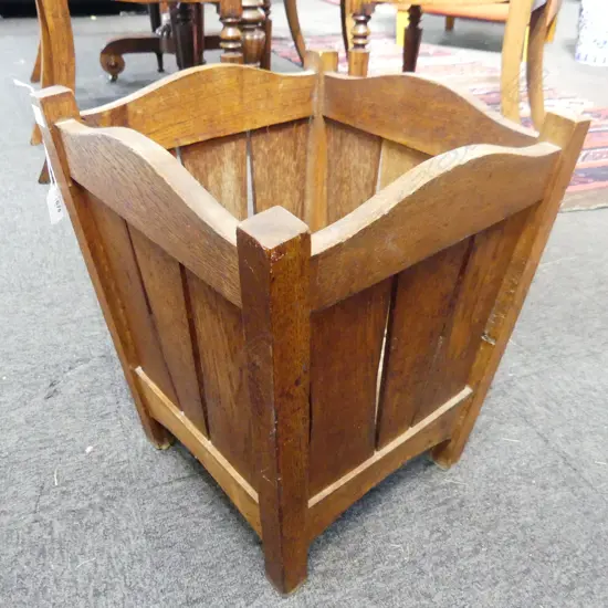 EDWARDIAN OAK PLANT POT 360x360x435mm