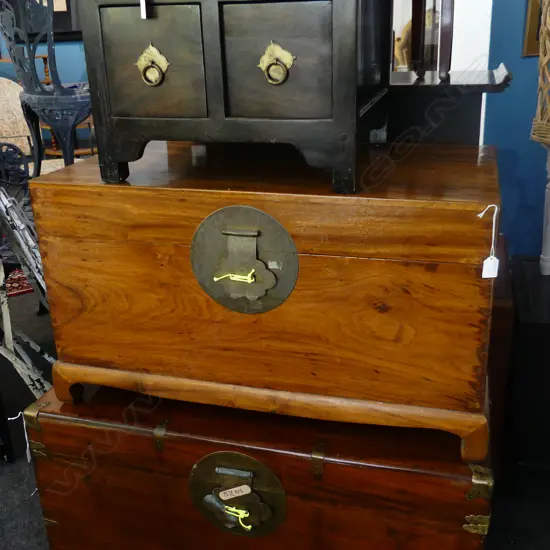 ORIENTAL HOPE CHEST / BLANKET BOX 880x500x485mm