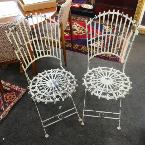 PR RUSTIC PAINTED METAL FOLDING CHAIRS