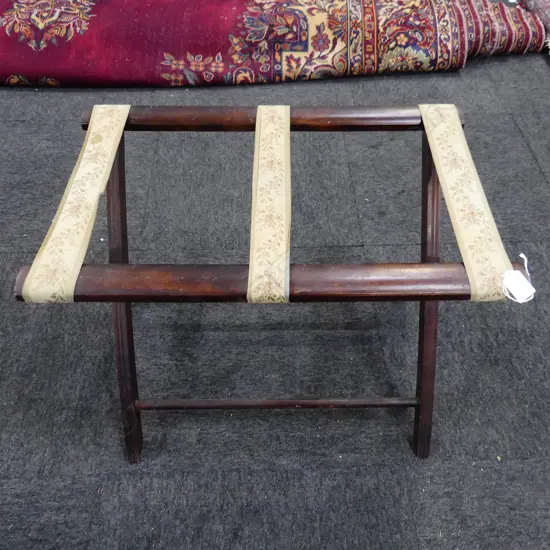 FOLDING SUITCASE STAND W.565mm