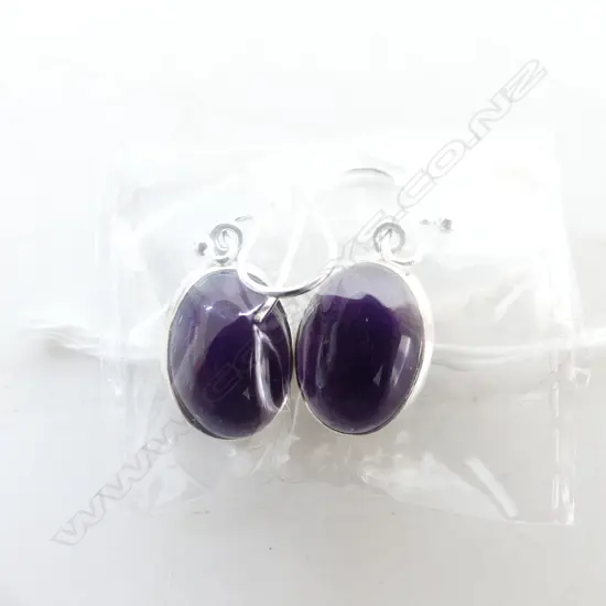 STG & AMETHYST EARRINGS