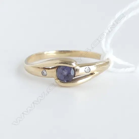 9ct GOLD DIAMOND & TANZANITE RING 1.43gms